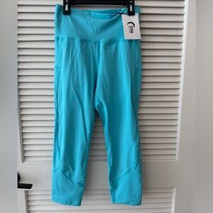 ZYIA NWT | turquoise mesh hi-rise capri 20in inseam size 4